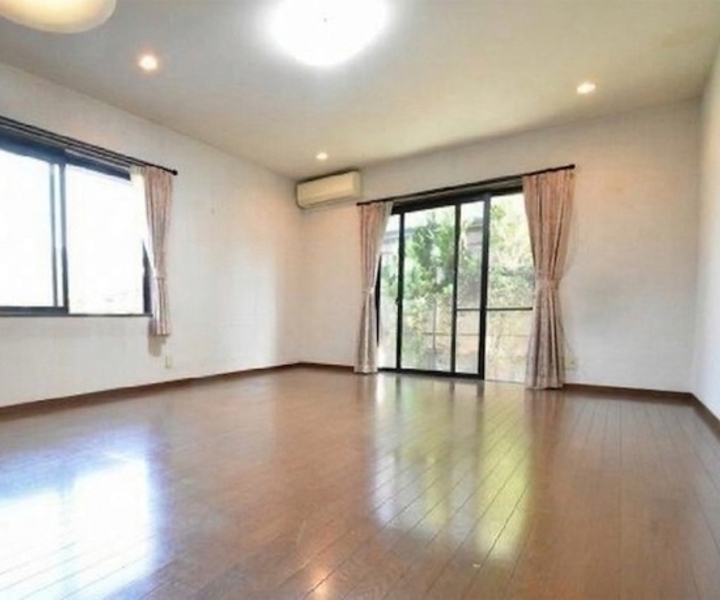 リビング施工前の様子