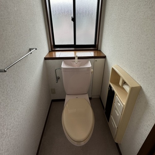 トイレ施工前の様子